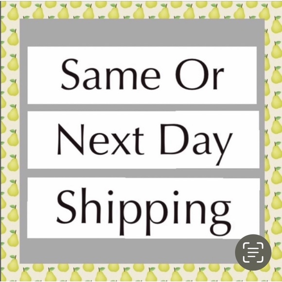 Sanctuary Noelle Animal Print Green and Black V Neck Blouse XL - Picture 10 of 10